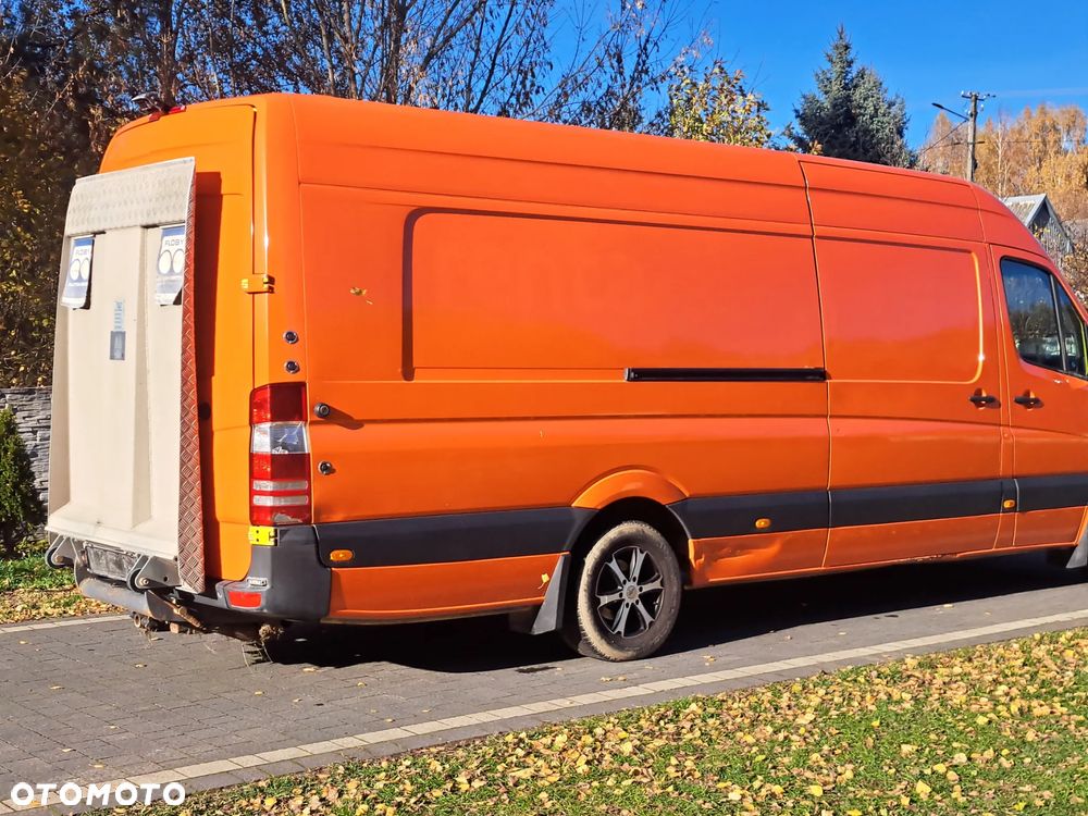 Mercedes-Benz Sprinter 319 - 2
