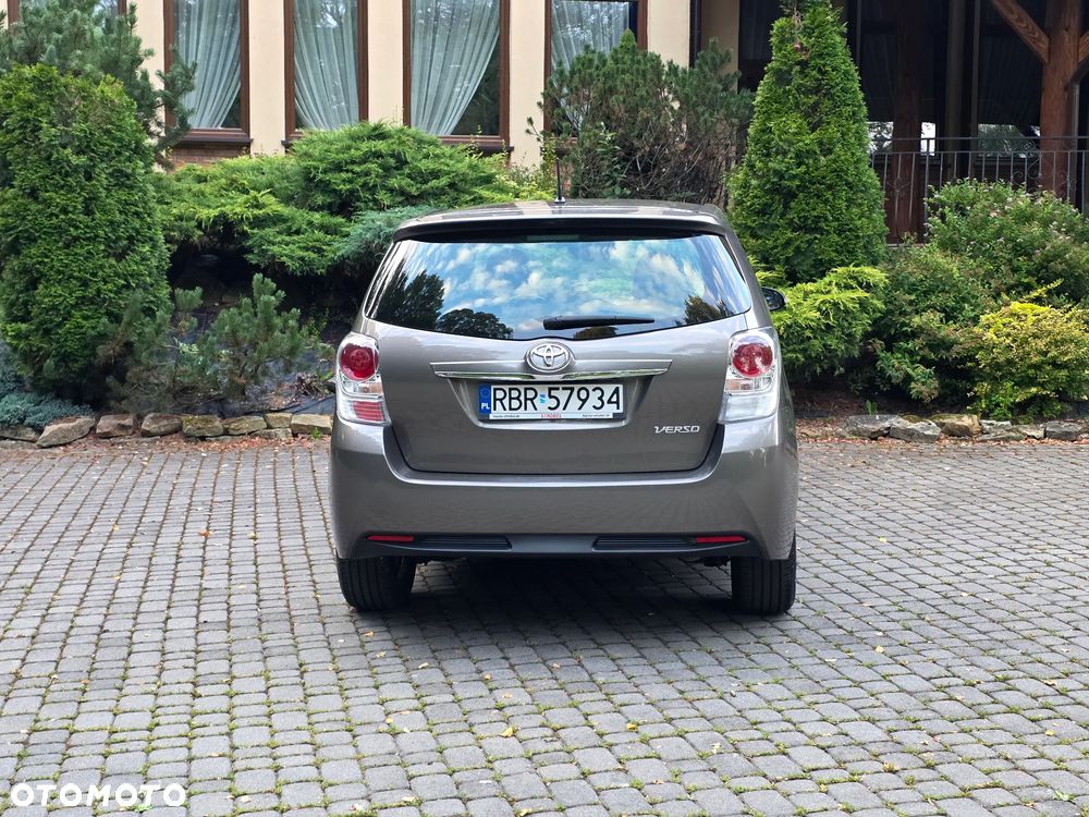 Toyota Verso 1.8 5-Sitzer Edition S+ - 6
