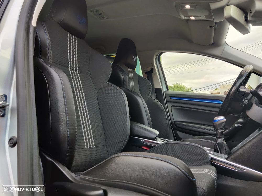 Renault Mégane Sport Tourer 1.5 dCi GT Line - 11