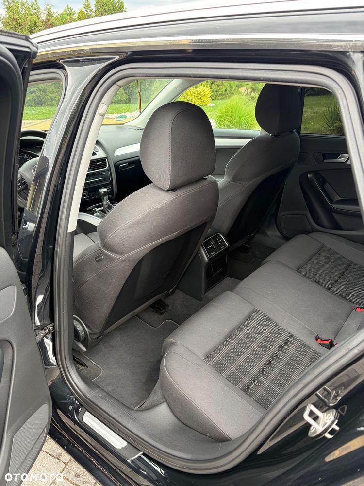 Audi A4 Avant 2.0 TDI - 11