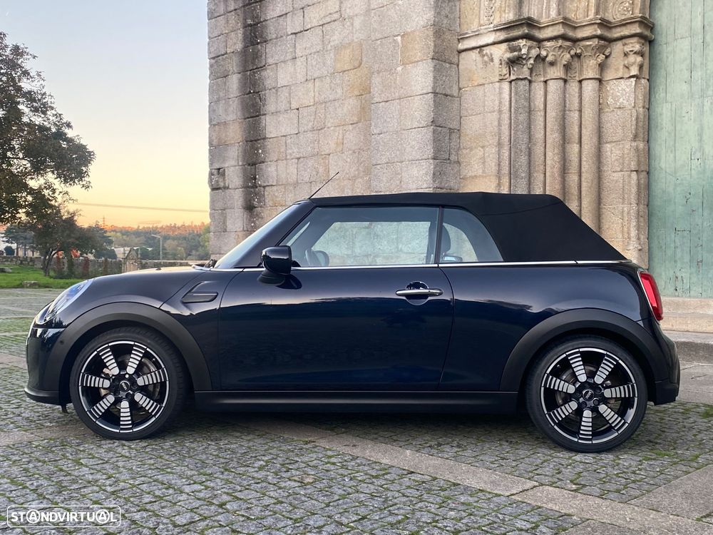 MINI Cabrio Cooper Premium Plus Essential Auto - 7
