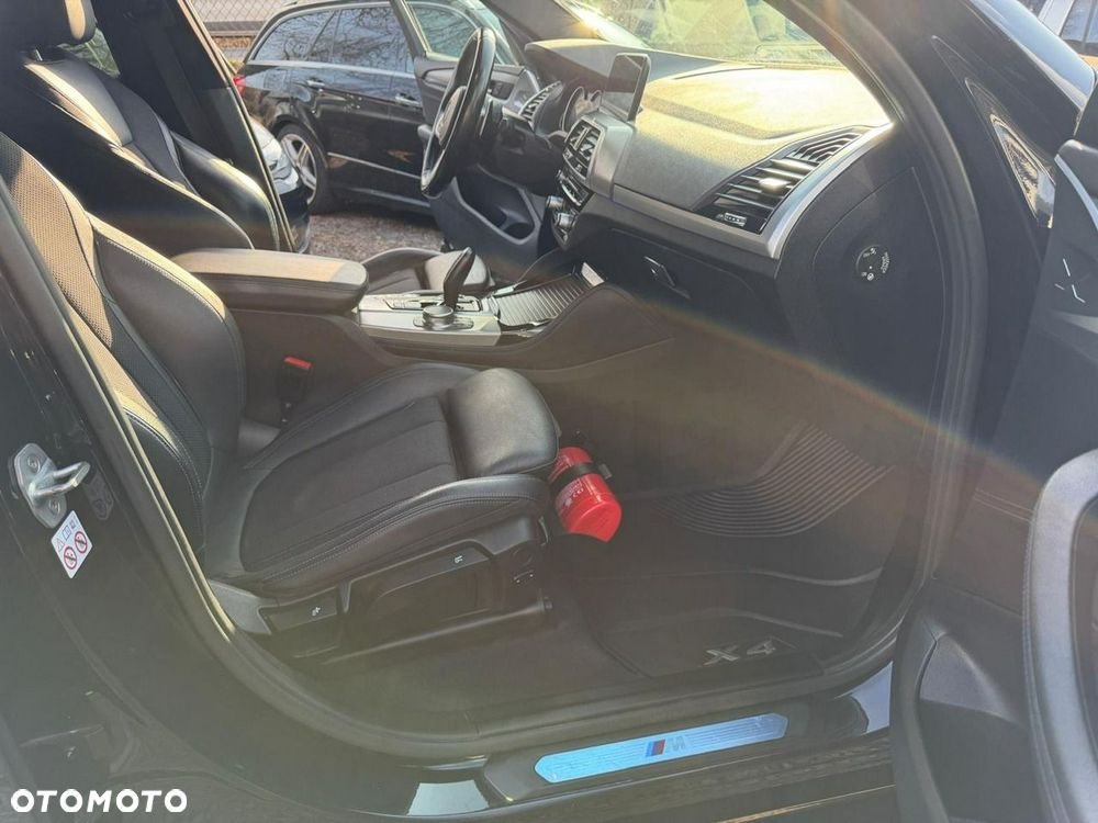 BMW X4 - 11