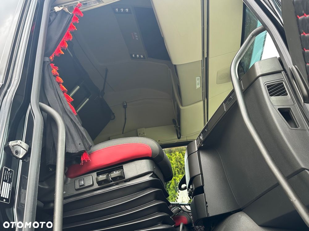 Volvo / FH 500 / 6X2 / HAKOWIEC / MEILLER -KIPPER 21-67/ Oś-SKRĘTNA-PODNOSZONA / - 29
