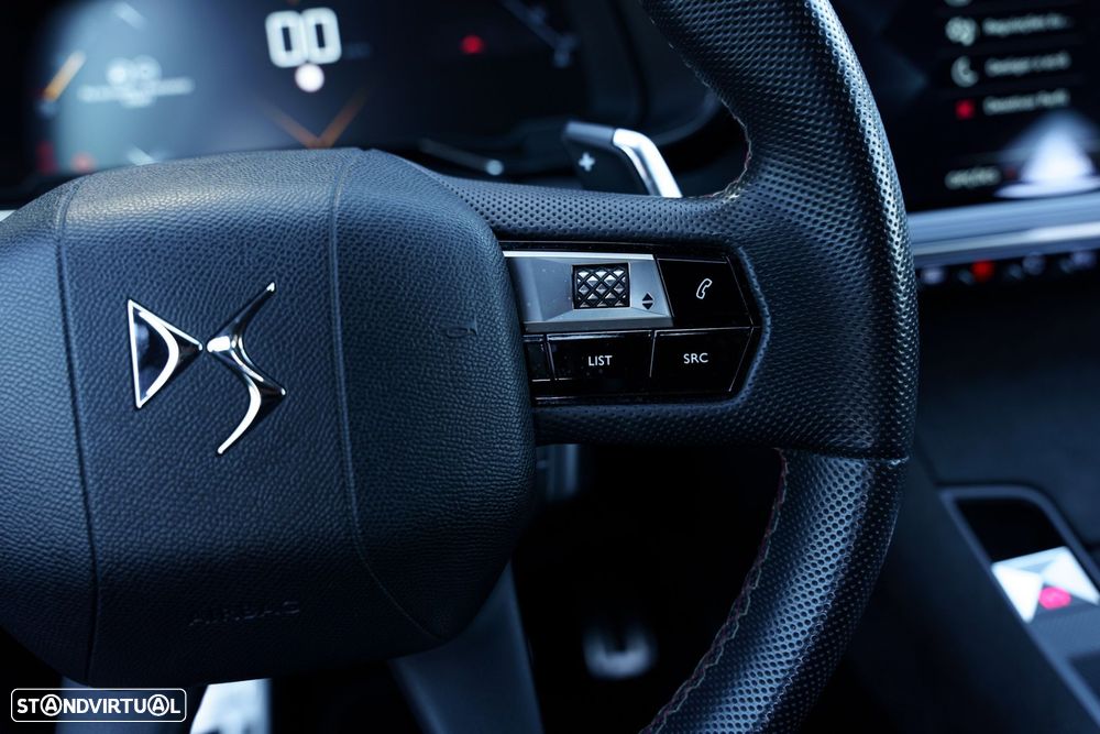 DS DS7 Crossback - 21