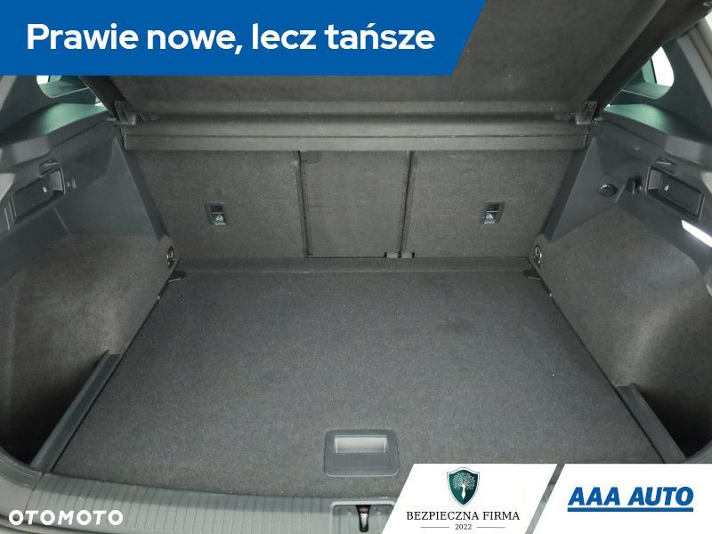 Volkswagen Tiguan - 12