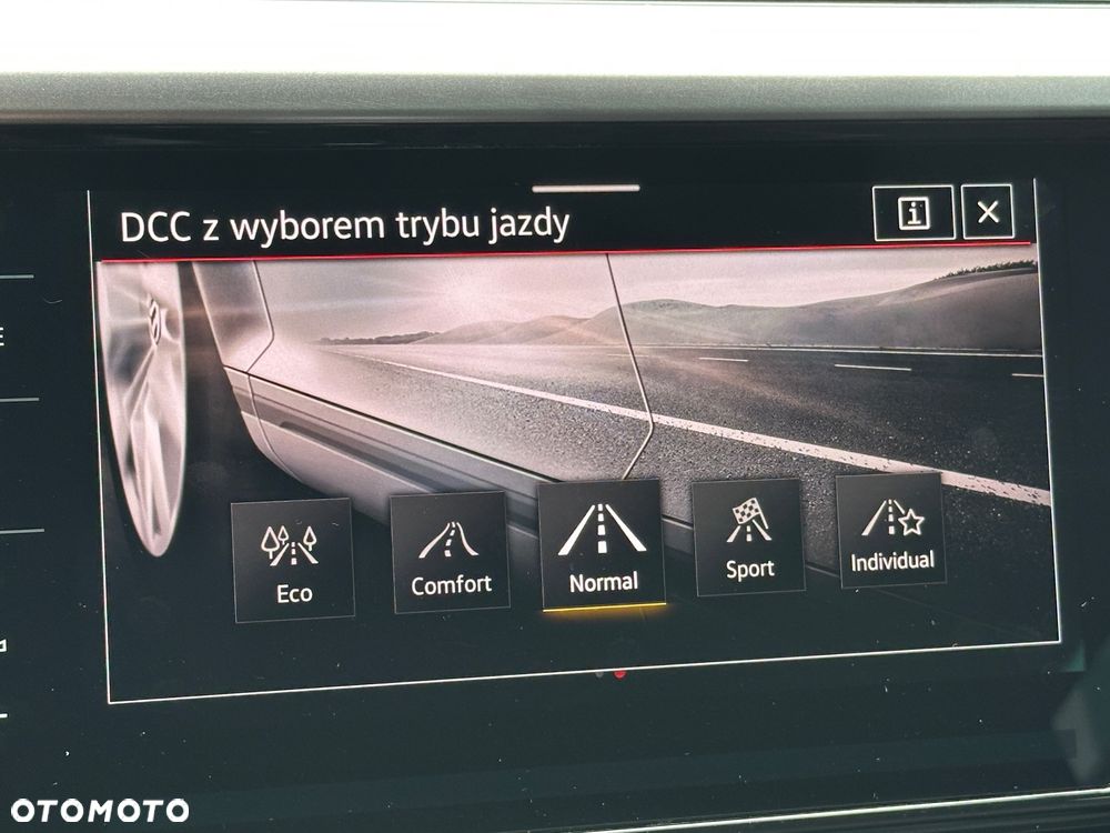 Volkswagen Arteon 2.0 TDI SCR 4Motion DSG R-Line - 39