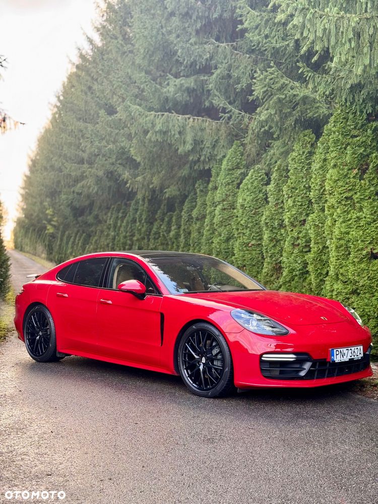 Porsche Panamera 4S - 1