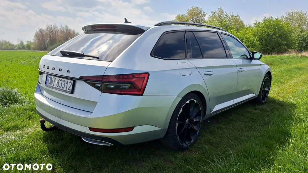 Skoda Superb 2.0 TDI DSG Sportline - 5