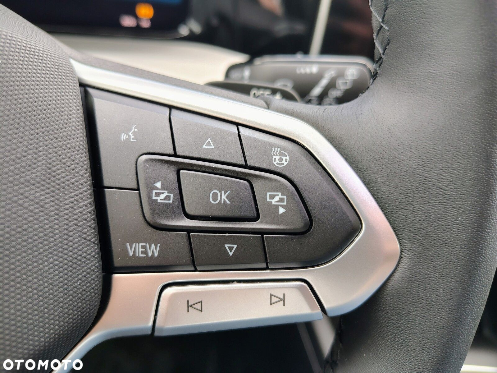 Volkswagen Golf - 13
