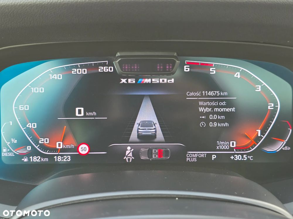 BMW X6M M50d - 8