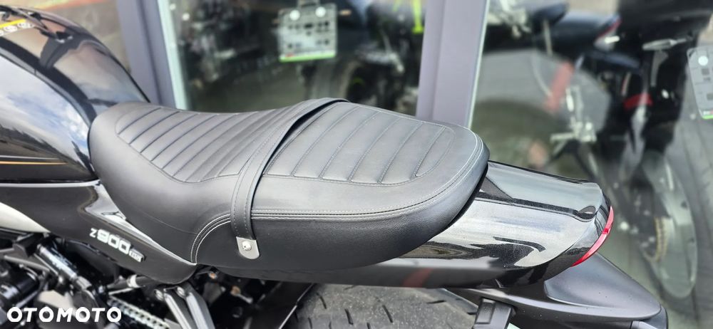 Kawasaki Z 900 RS - 39