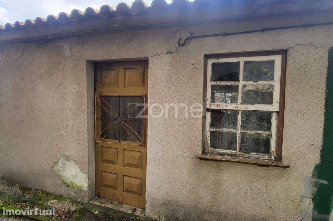 Terreno para construção com ruina, S. Paio, Vizela - Grande imagem: 5/11