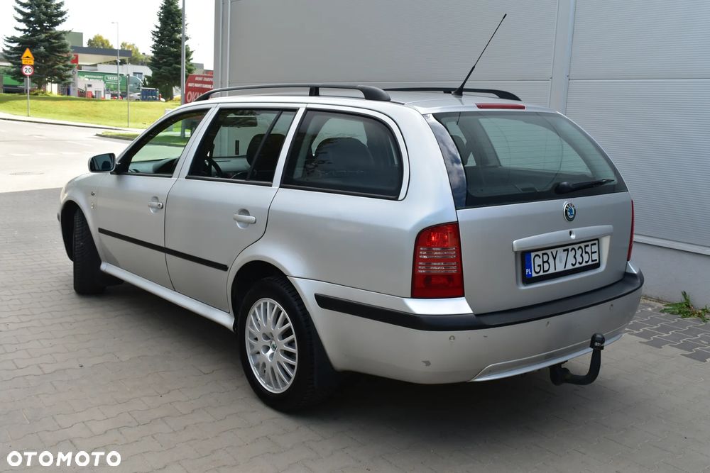 Skoda Octavia - 3