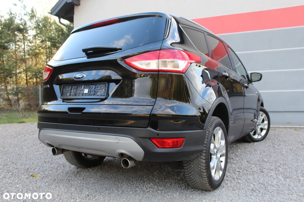 Ford Kuga 2.0 TDCi 2x4 Titanium - 3