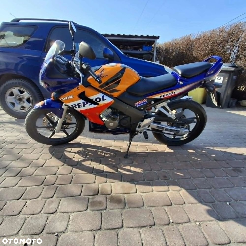 Honda CBR - 9