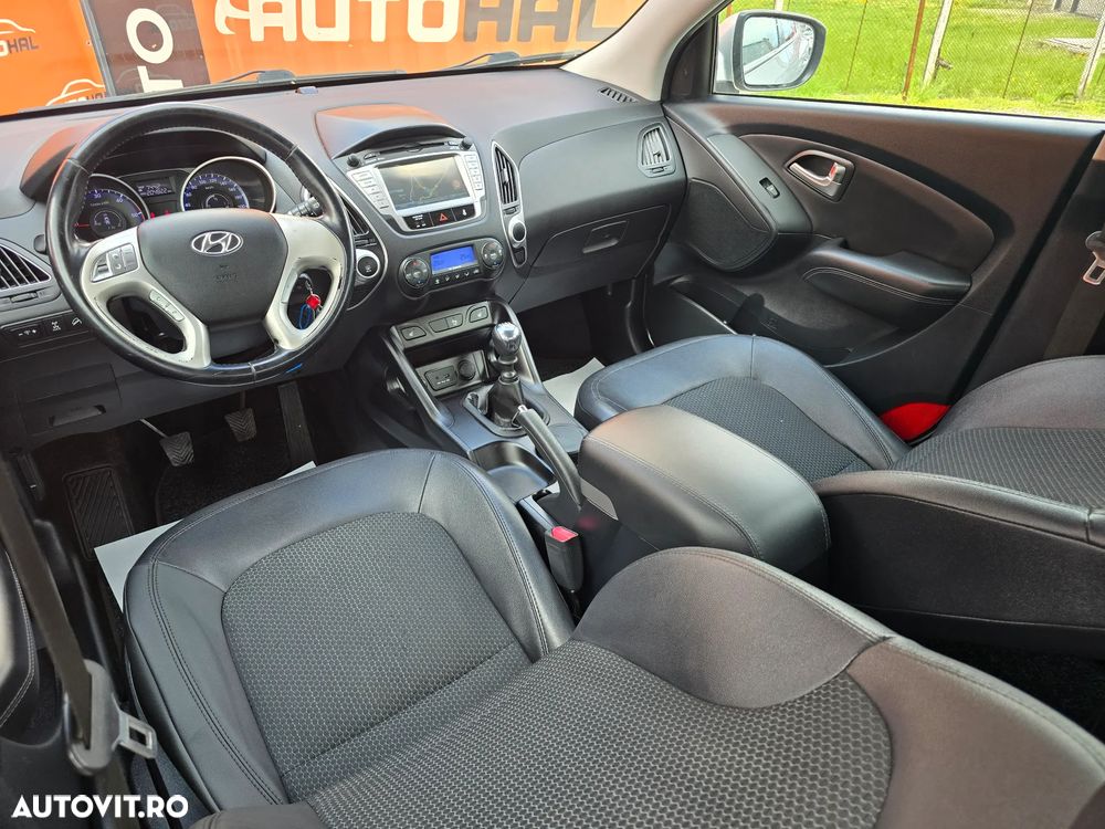 Hyundai ix35 2.0 CRDI 4WD Style - 5