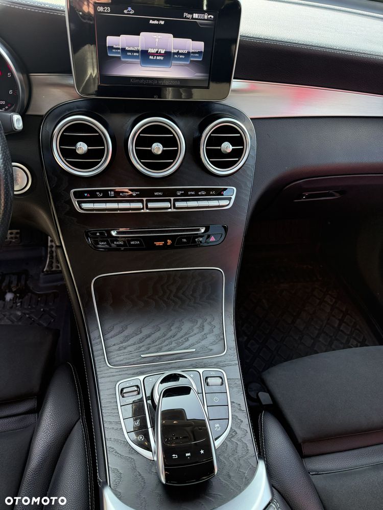 Mercedes-Benz GLC - 10