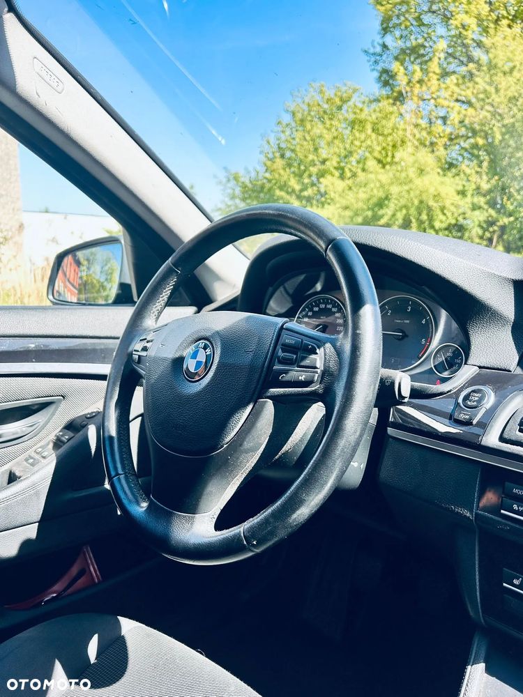 BMW Seria 5 520d - 5