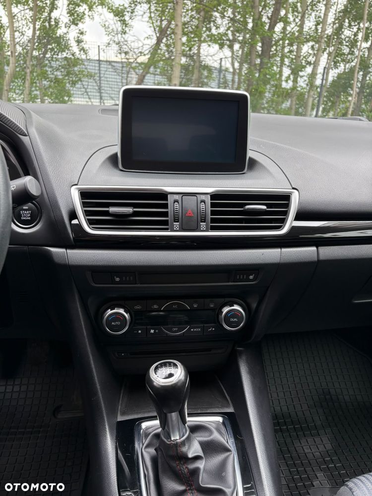 Mazda 3 - 7