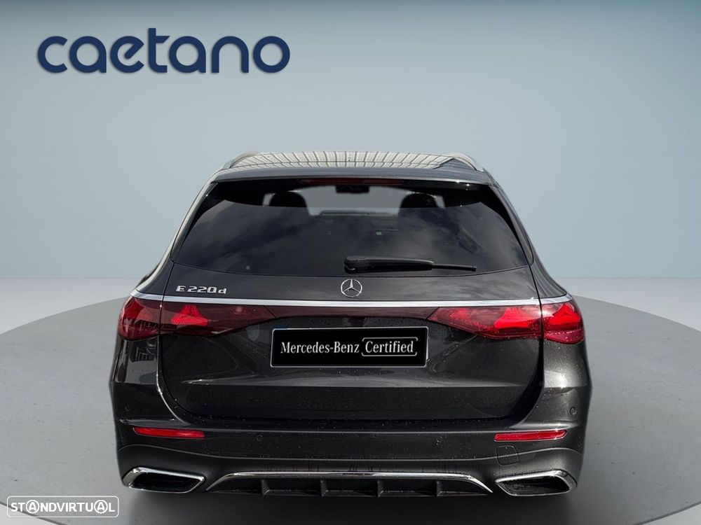 Mercedes-Benz E 220 d - 7