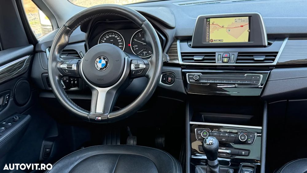 BMW Seria 2 216d Luxury Line - 3