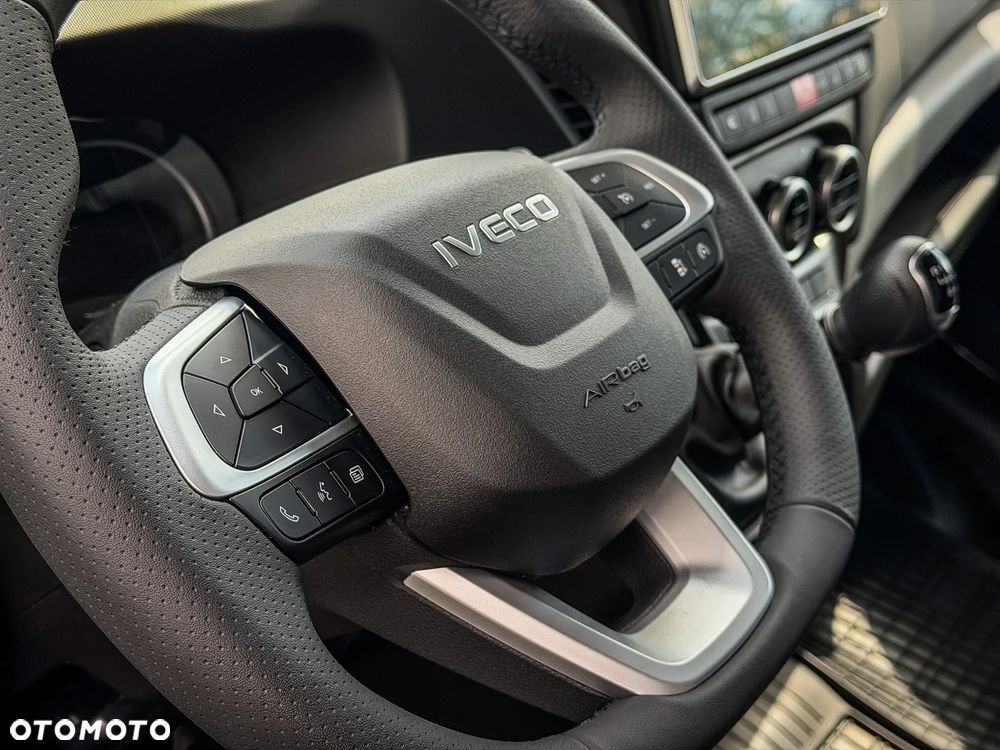Iveco 35S18H V 3.0 Diesel 180 KM MT6 Furgon L4H2 - 22