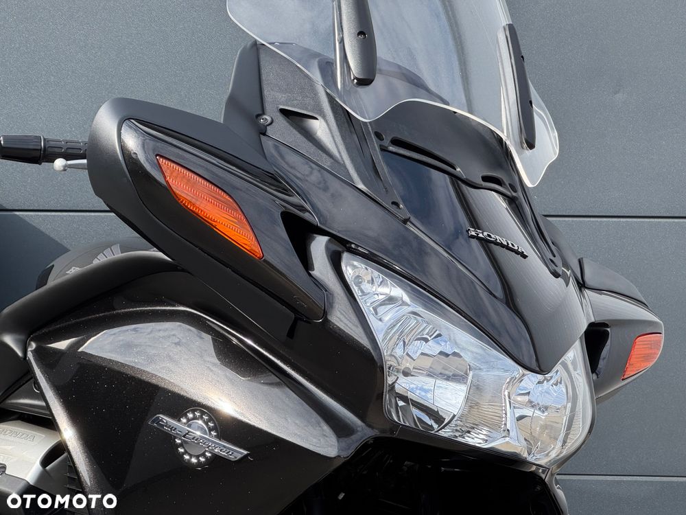 Honda ST - 3