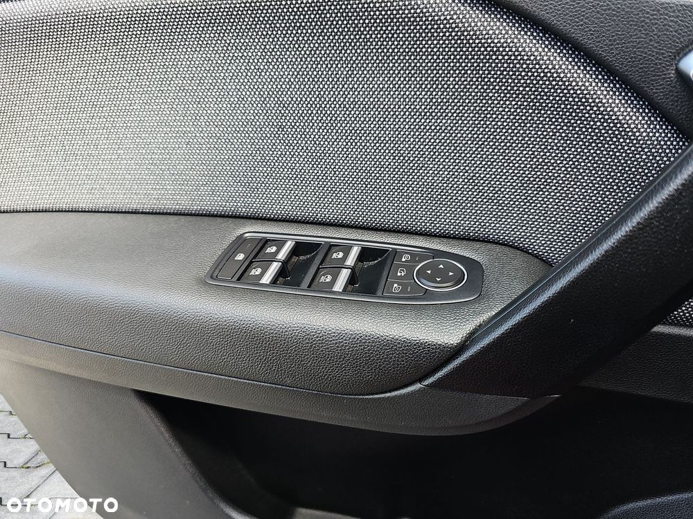 Renault Captur 1.6 E-TECH Full Hybrid 145 Techno - 24