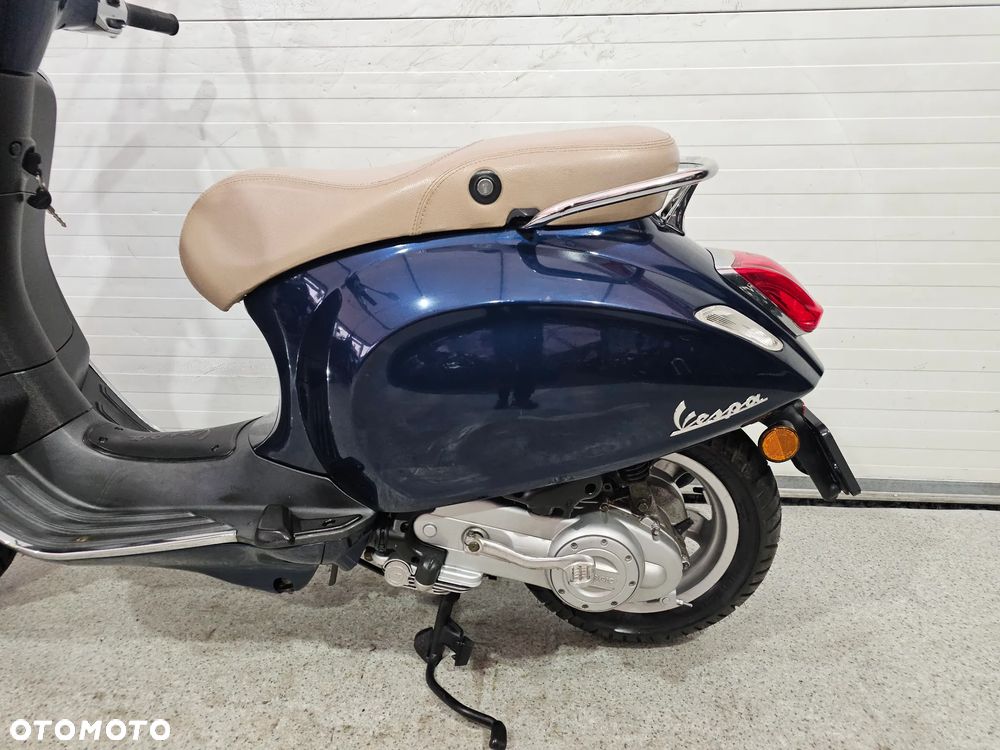 Piaggio Vespa - 12
