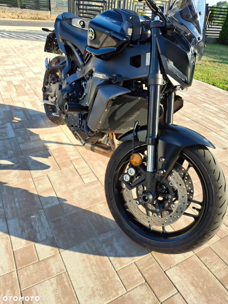 Yamaha MT - 17