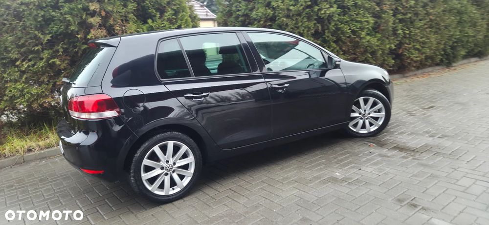 Volkswagen Golf 2.0 TDI DPF Style - 16