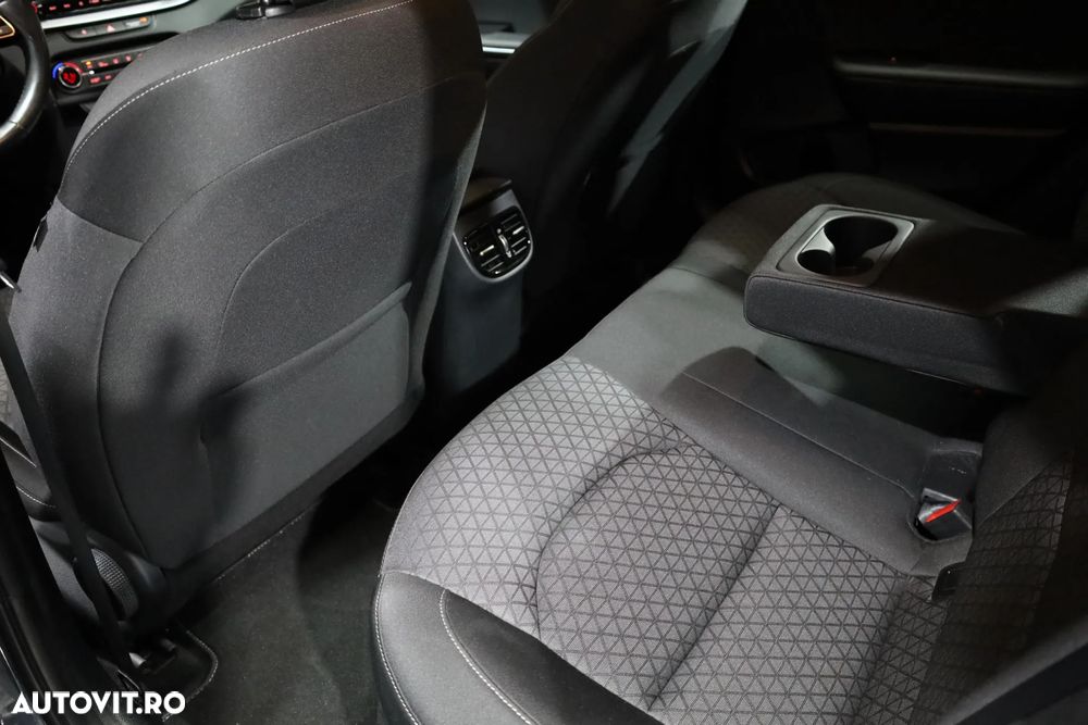 Kia Ceed ver-sw-1-6-gdi-dct-opf-plug--in--hybrid-vision - 18