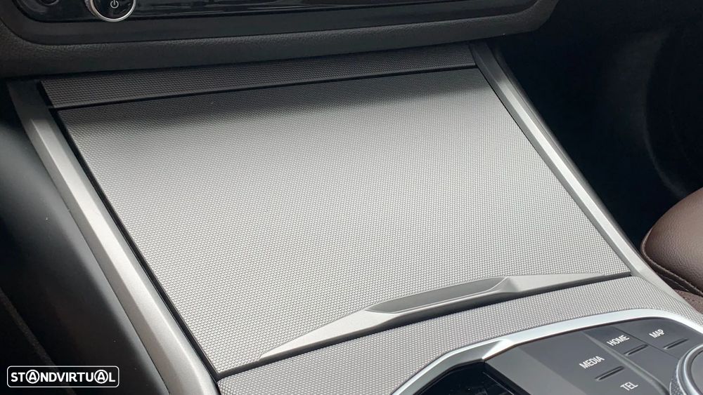 BMW 320 e Aut. Advantage - 28