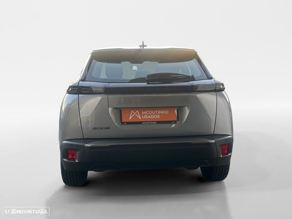 Peugeot e-2008 54 kWh Style - 4