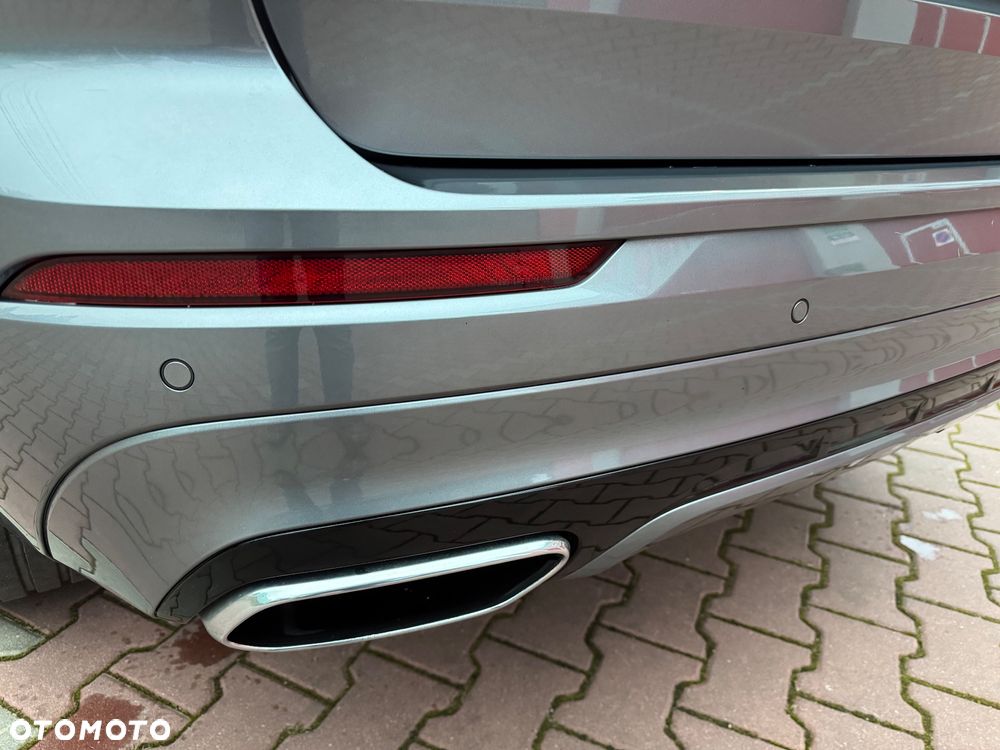 Volvo XC 60 D4 AWD Geartronic RDesign - 17