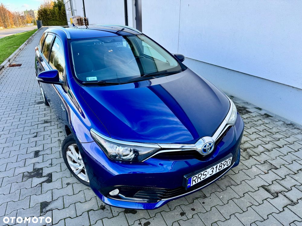 Toyota Auris Hybrid 135 Comfort - 10