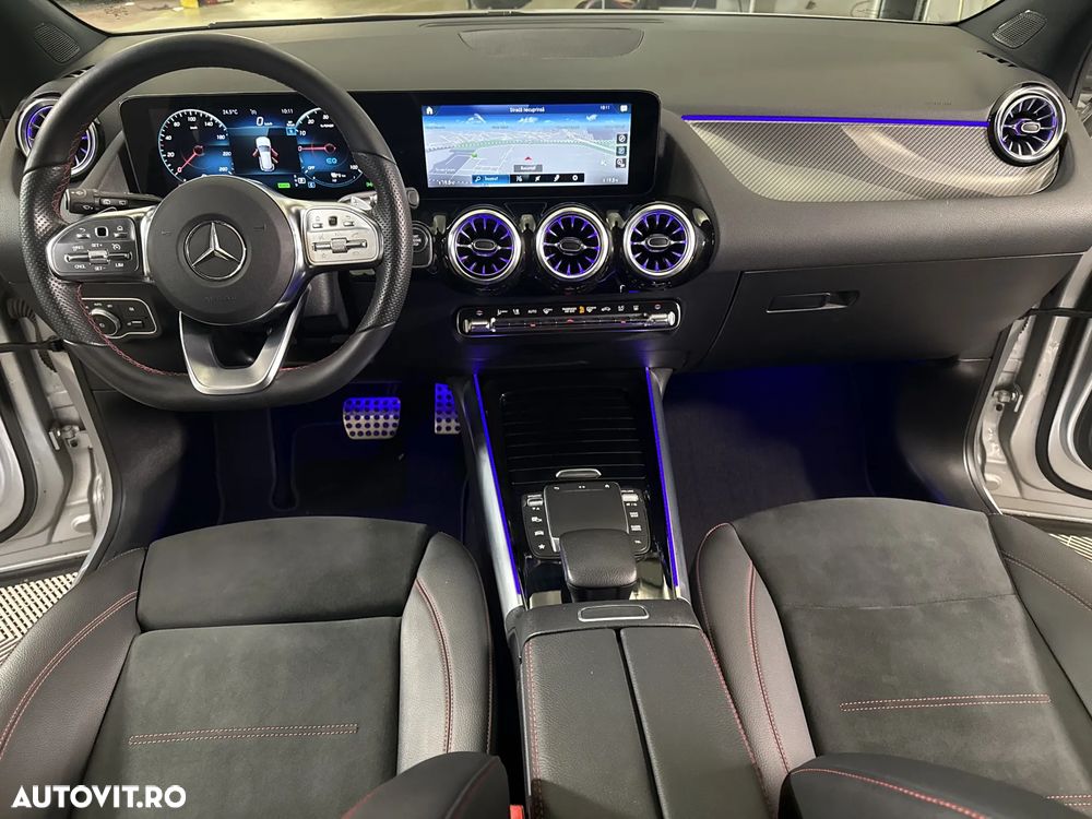 Mercedes-Benz GLA - 10