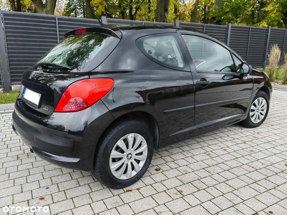Peugeot 207 - 4