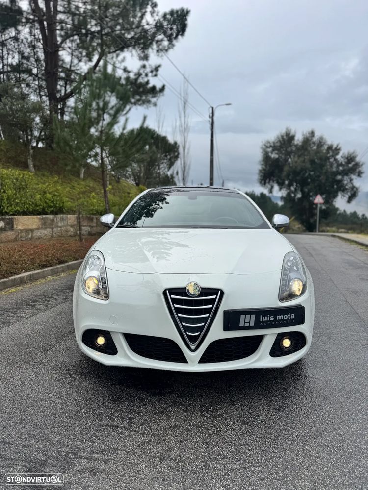 Alfa Romeo Giulietta 2.0 JTDM Distinctive - 3