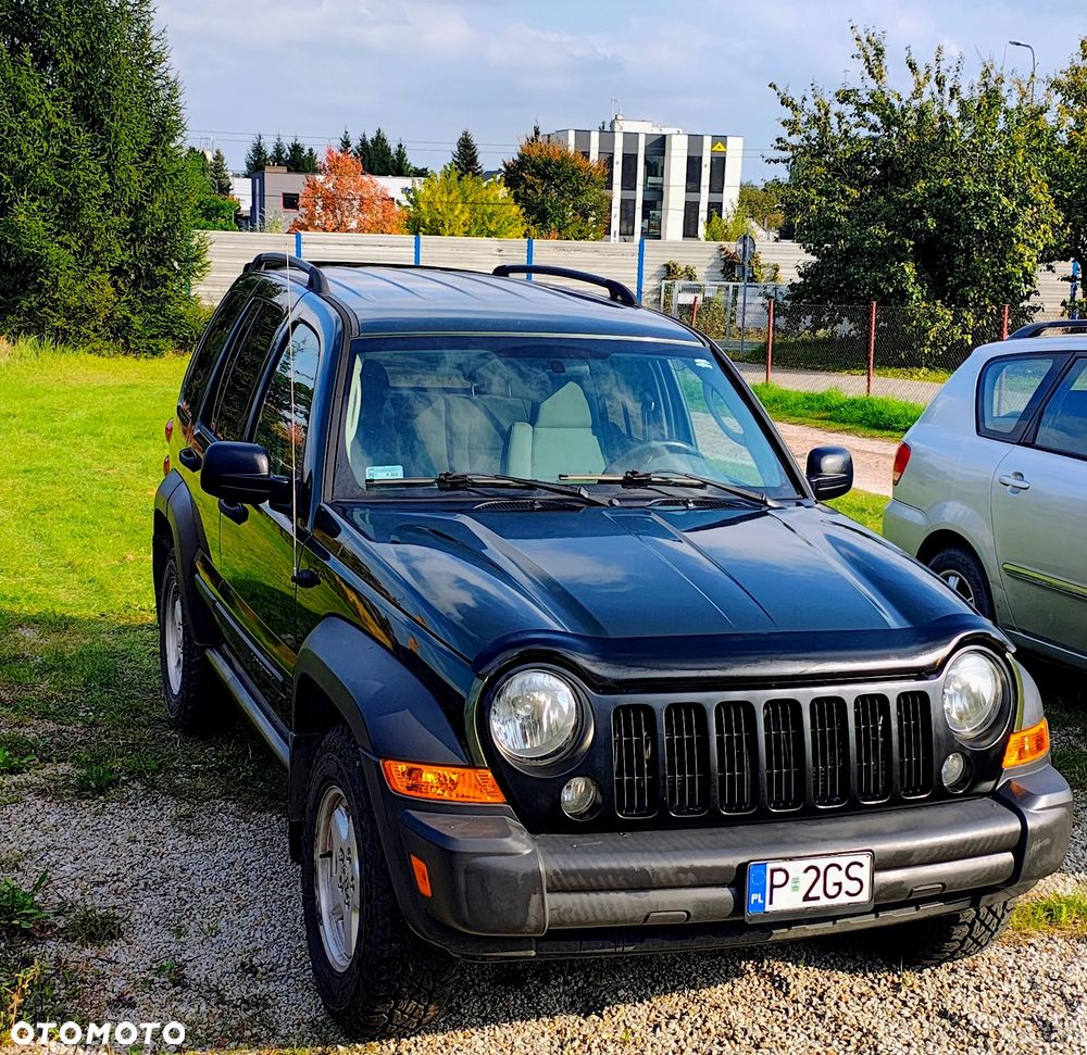 Jeep Liberty 3.7 4x4 - 32