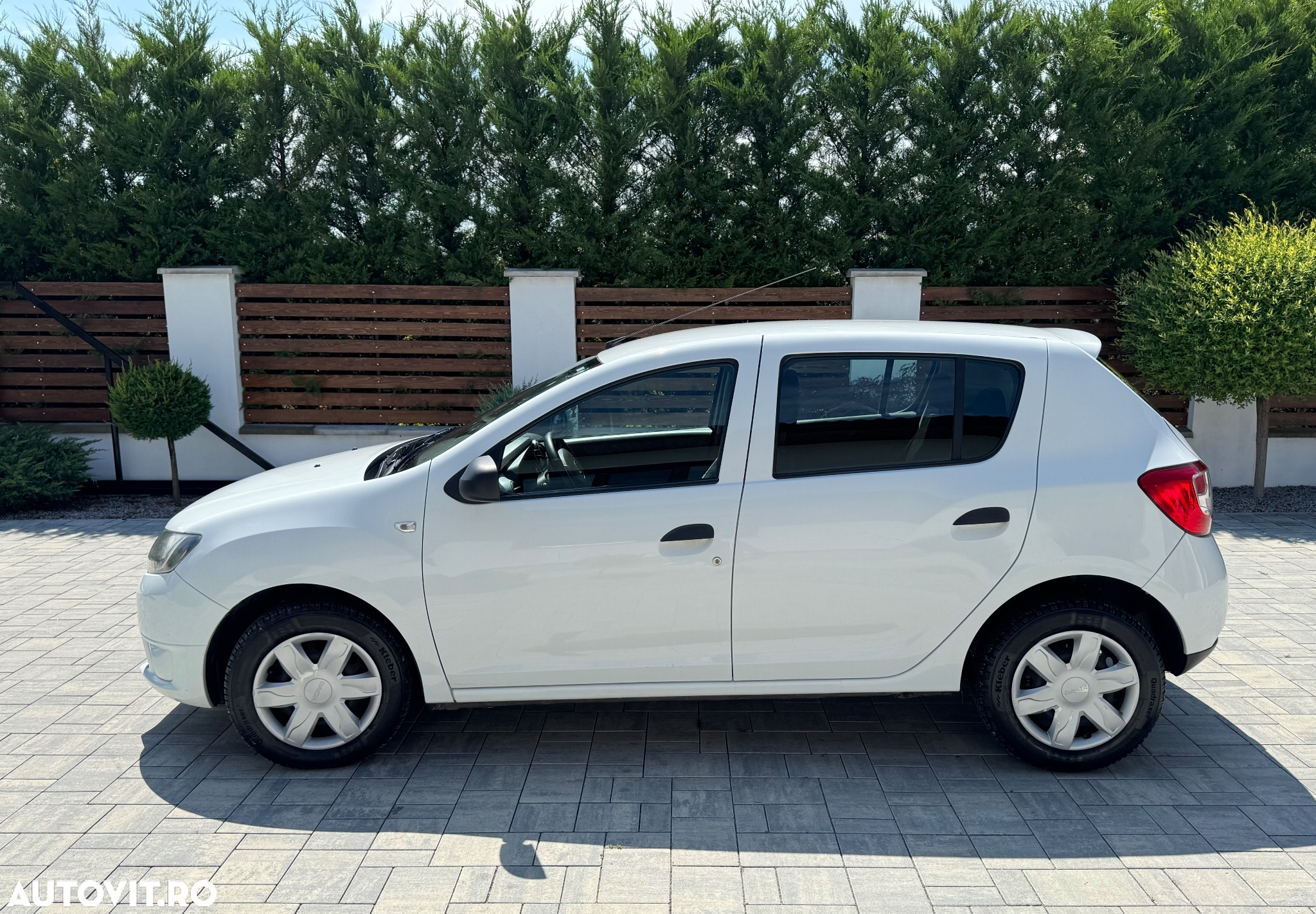 Dacia Sandero 1.5 75CP Ambiance - 8