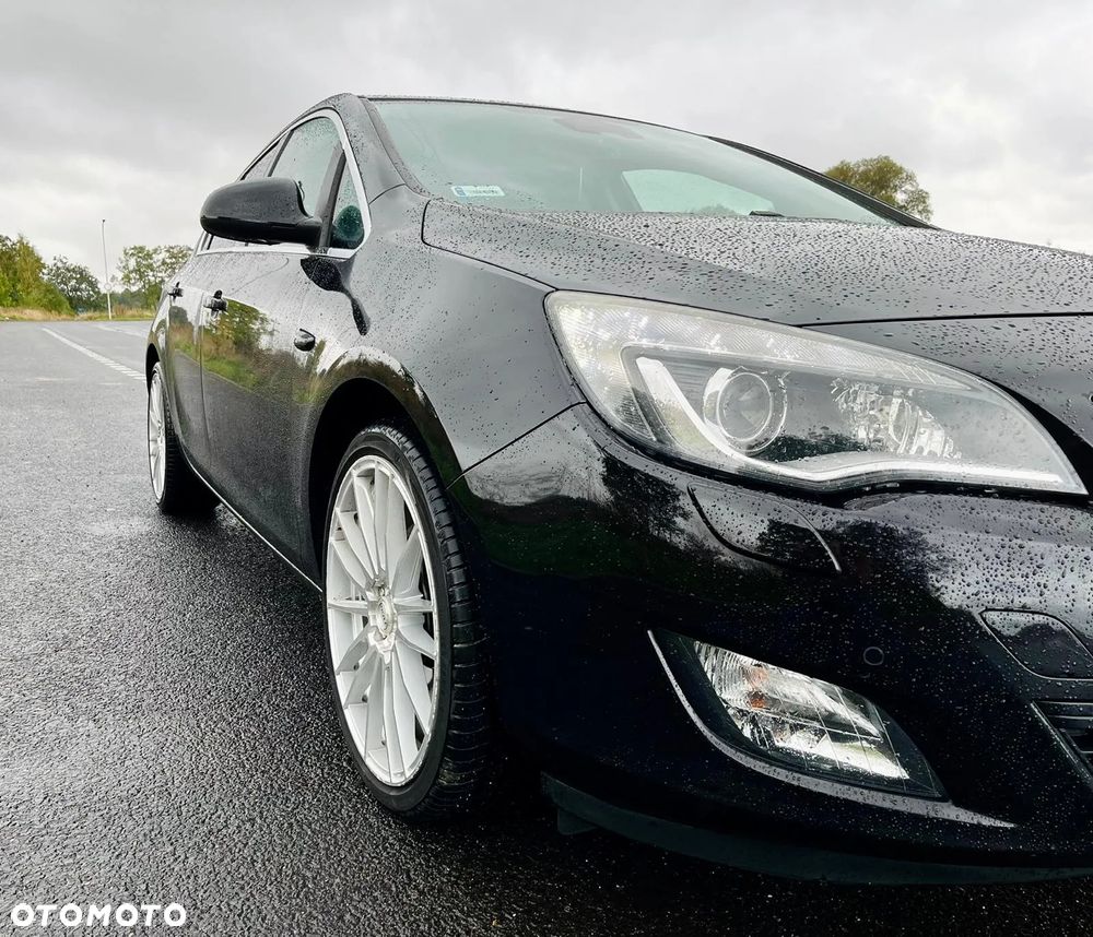 Opel Astra IV 1.6 T Cosmo - 8