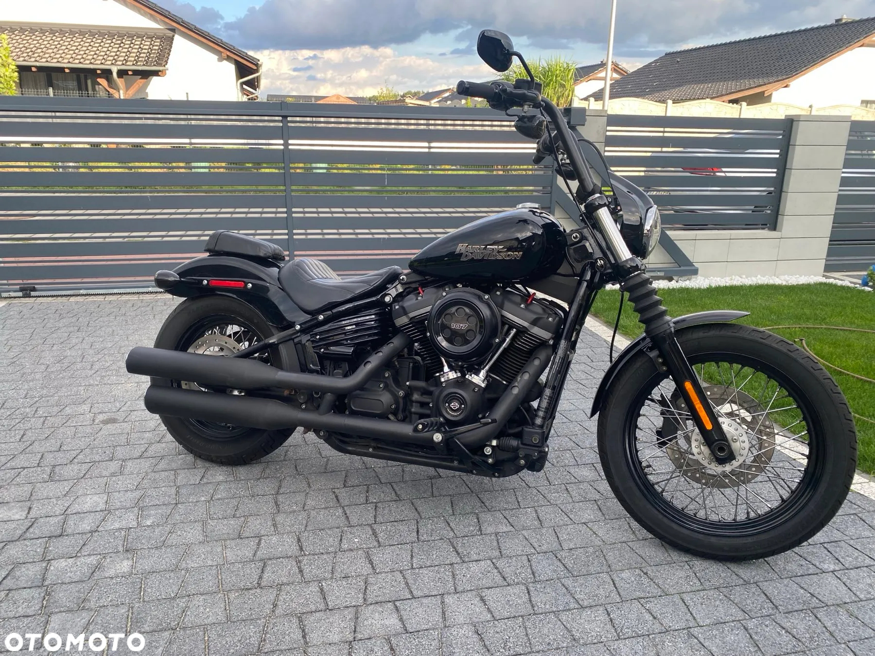 Harley-Davidson Softail Street Bob - 3
