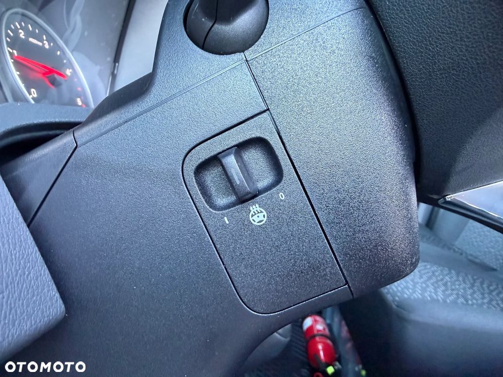 Mercedes-Benz Sprinter - 19