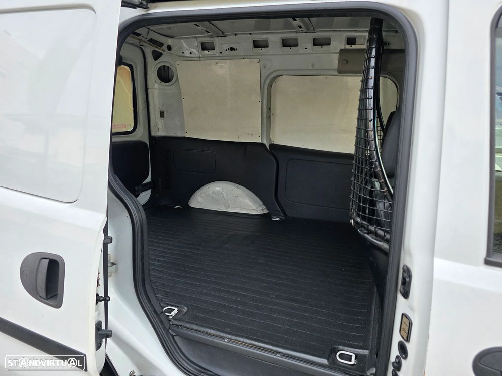 Opel Combo 1.3CDTi - 16