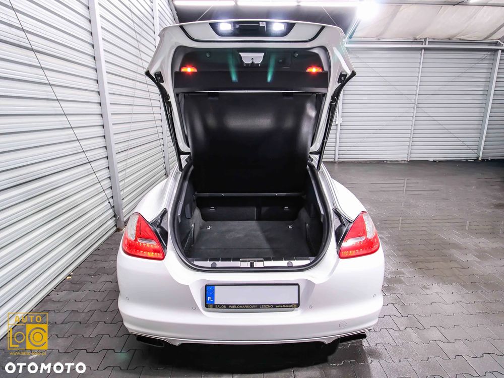 Porsche Panamera Platinum Edition - 14