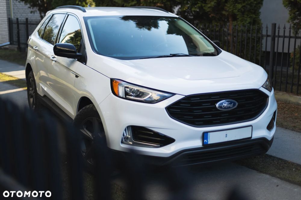 Ford Edge - 2