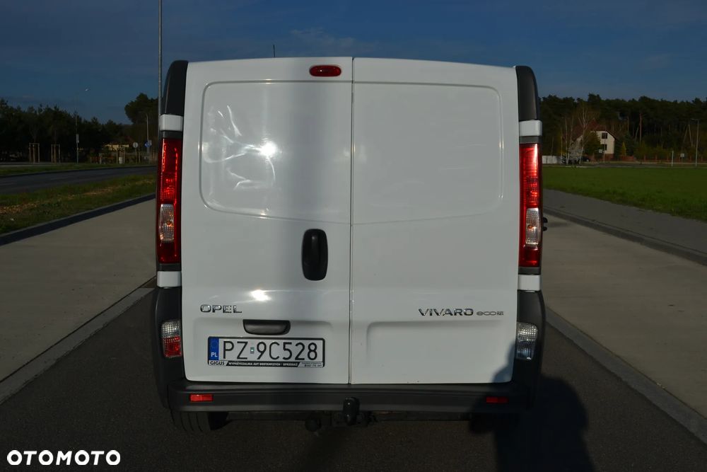 Opel Vivaro - 8