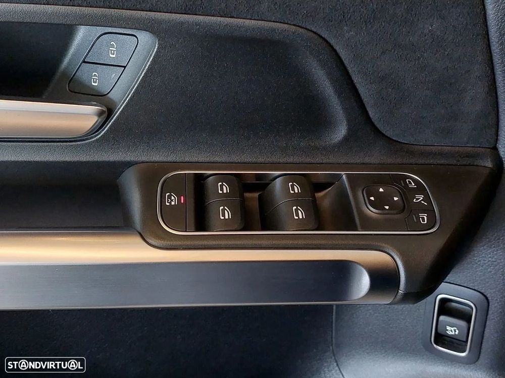 Mercedes-Benz GLB 180 d AMG Line - 18