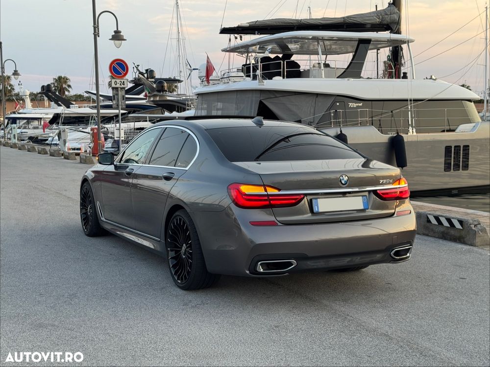 BMW Seria 7 730d - 27